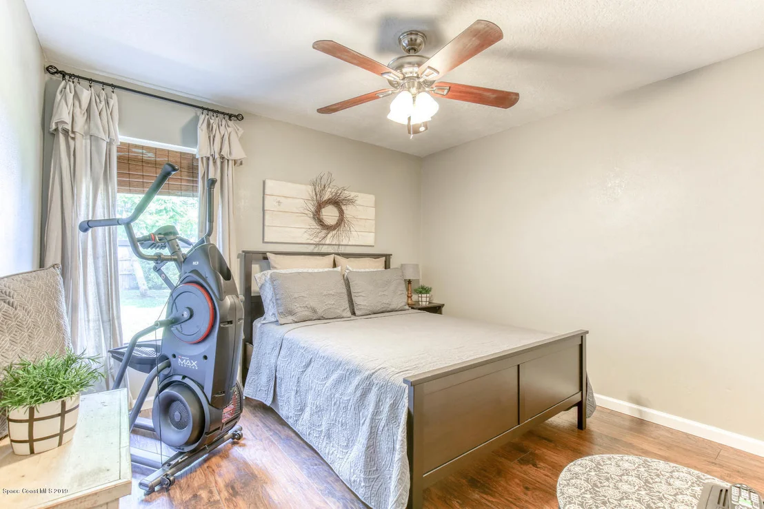 Photo of 6492 Harold Avenue