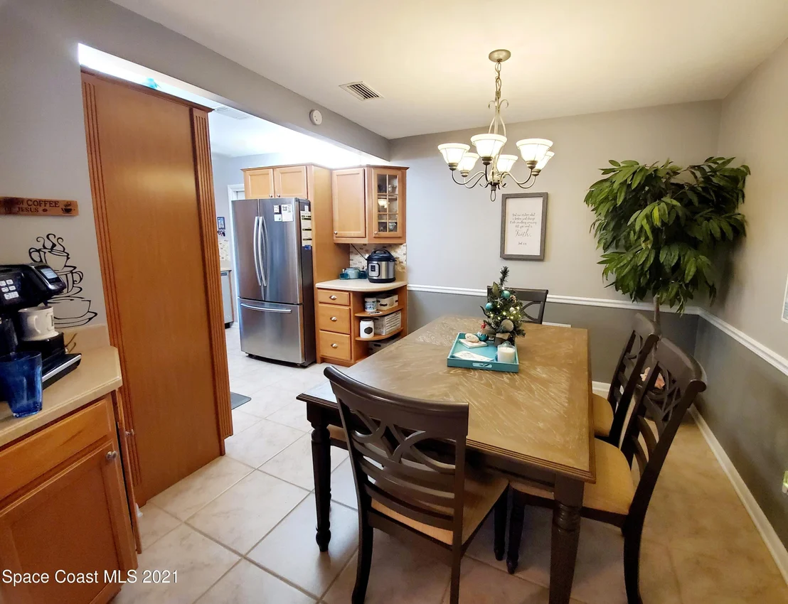 Photo of 2324 Chaucer Street