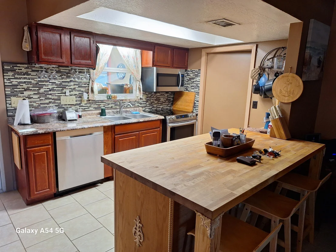 Photo of 4525 Seattle Street