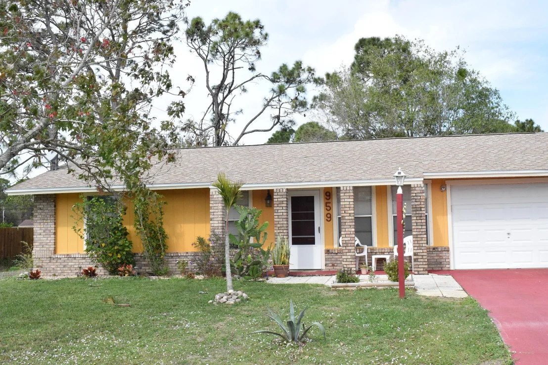 Photo of 959 Sable Circle SE