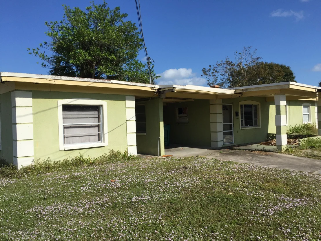 Photo of 808 Davis Street