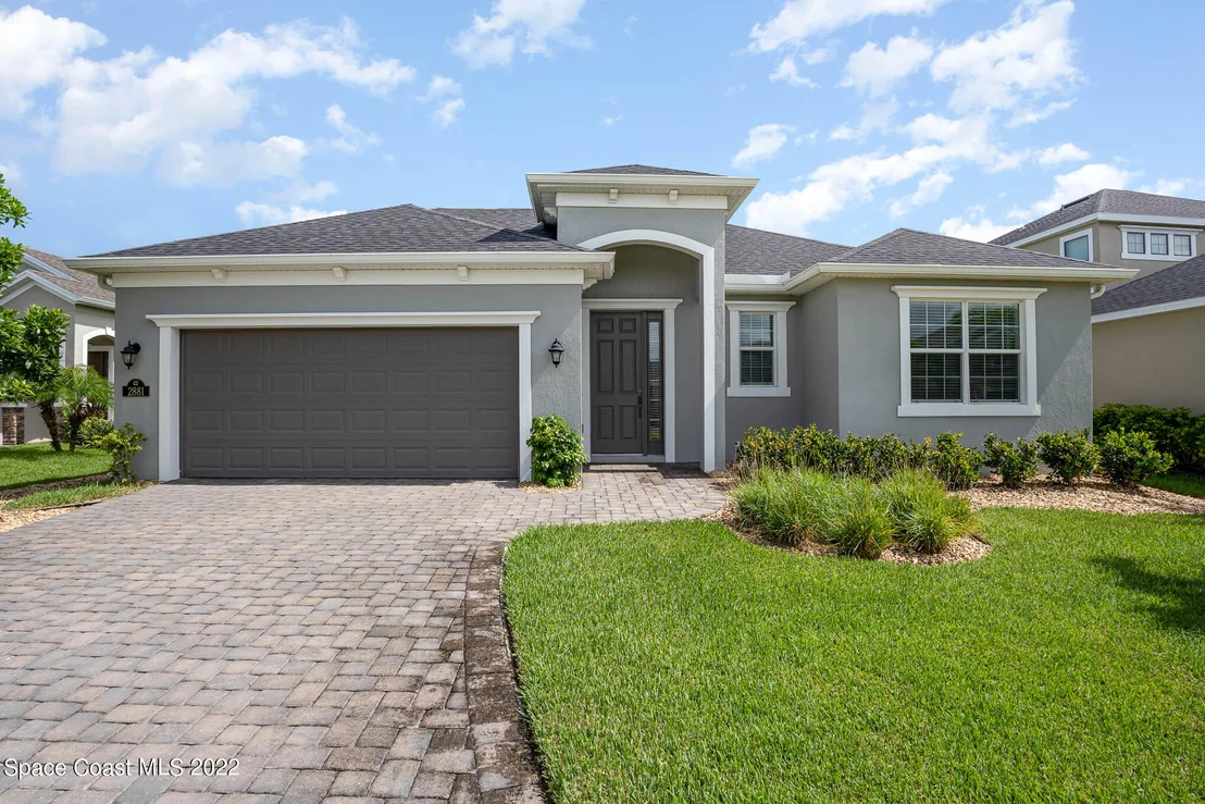 Photo of 2881 Casterton Drive