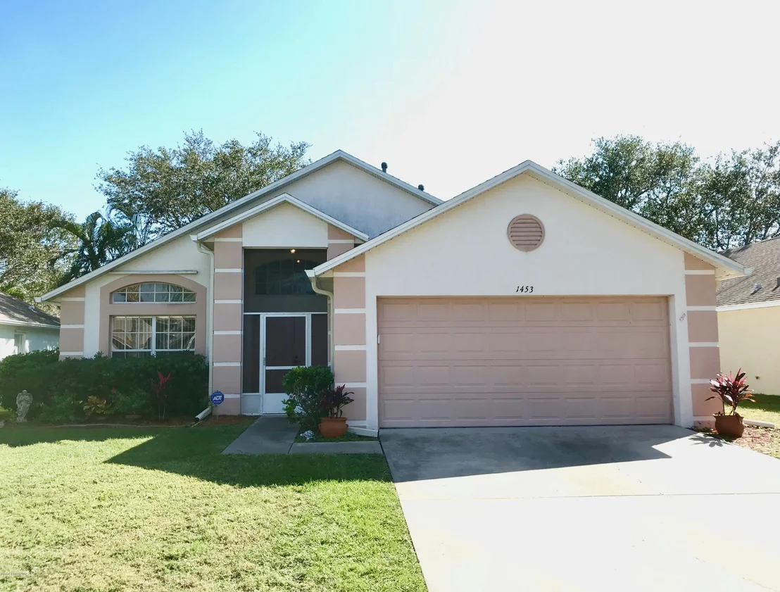 Photo of 1453 Crane Creek Boulevard