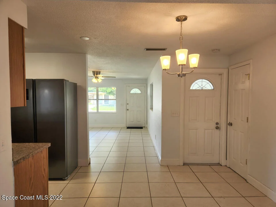 Photo of 2552 Stratford Drive