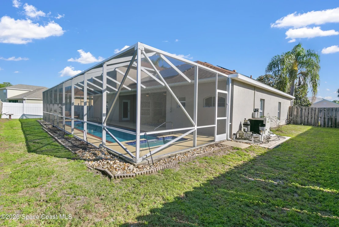 Photo of 470 Stonehenge Circle