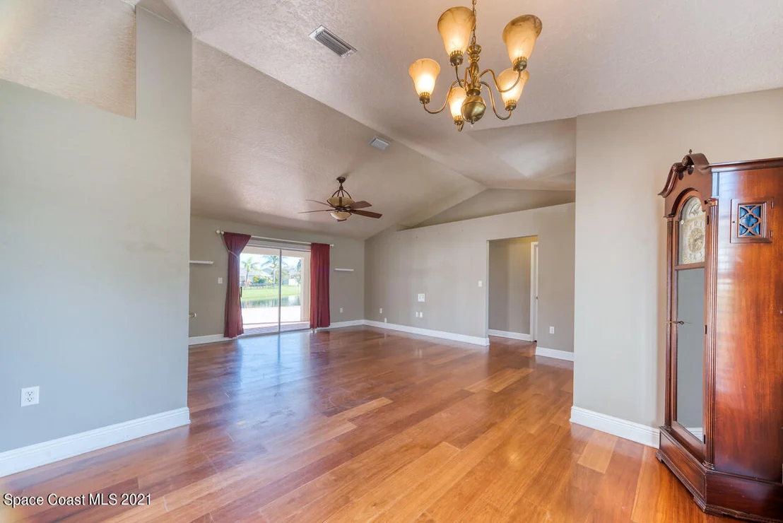 Photo of 5019 Alamanda Drive