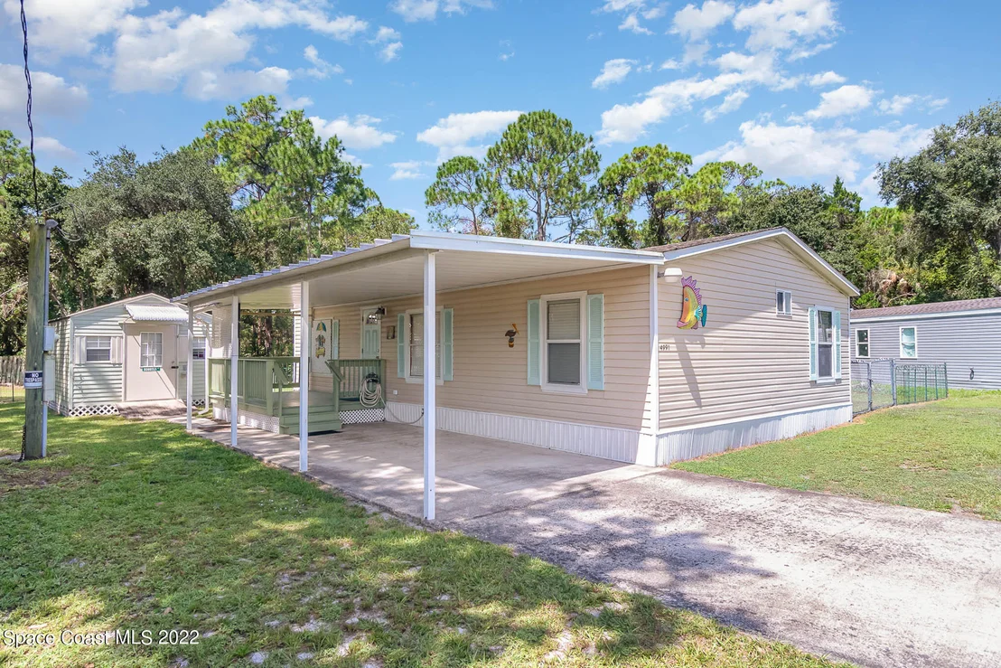 Photo of 4991 Cambridge Drive