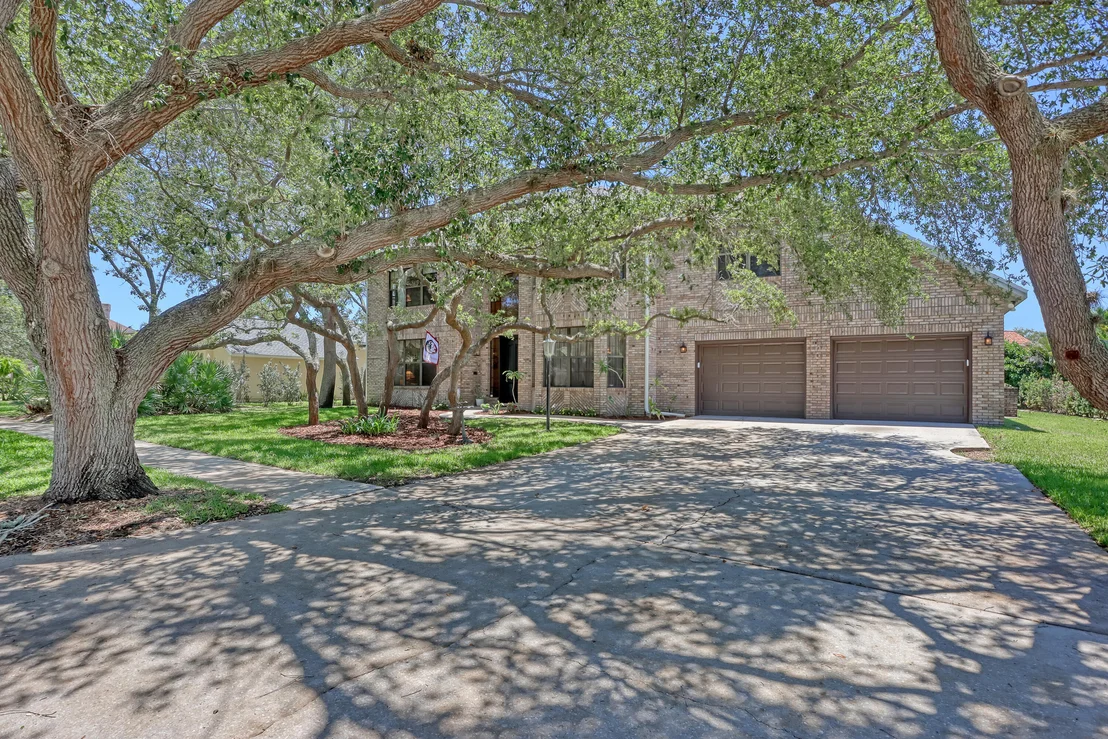 Photo of 561 Nightingale Drive