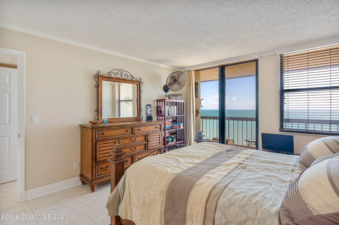 Photo of Unit PHA2 at 3100 N Highway A1a