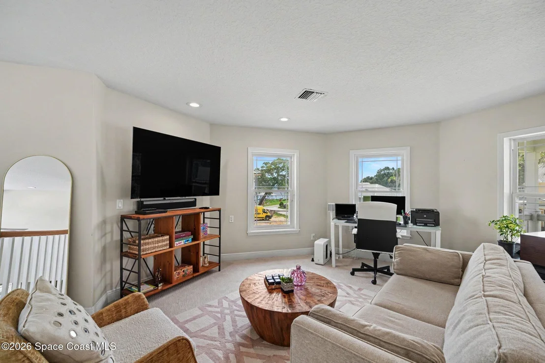 Photo of 10 Wincove Lane