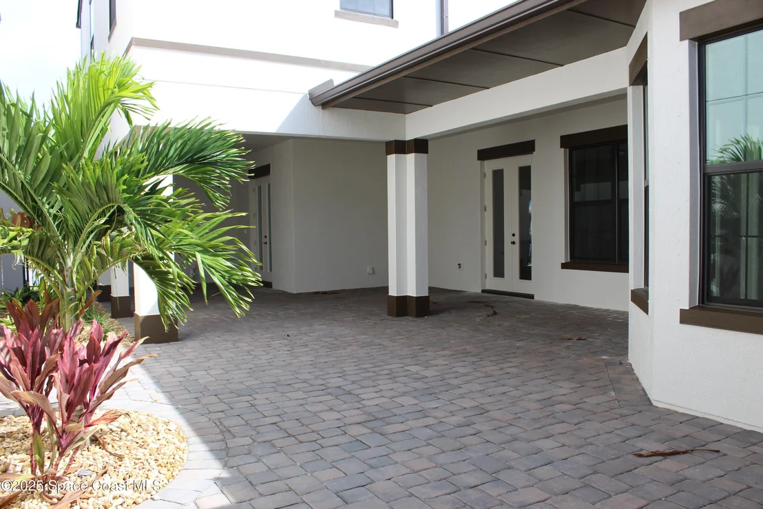 Photo of 2447 Spur Drive