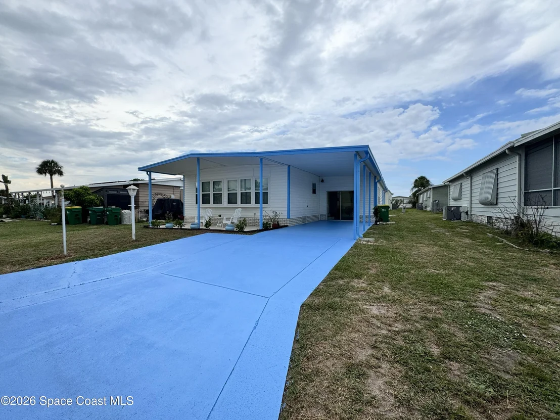 Photo of 805 Wren Circle