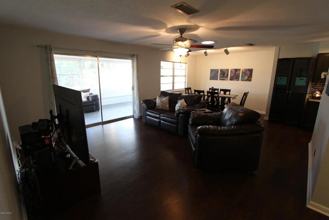 Photo of 983 Sarazen Drive