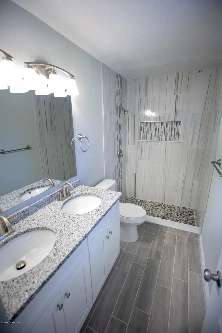 Photo of 312 Darrow Avenue
