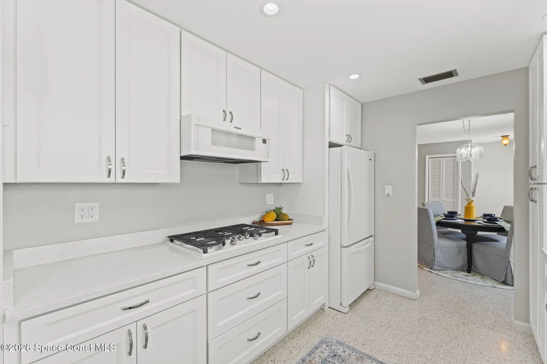 Photo of 465 Cardinal Drive