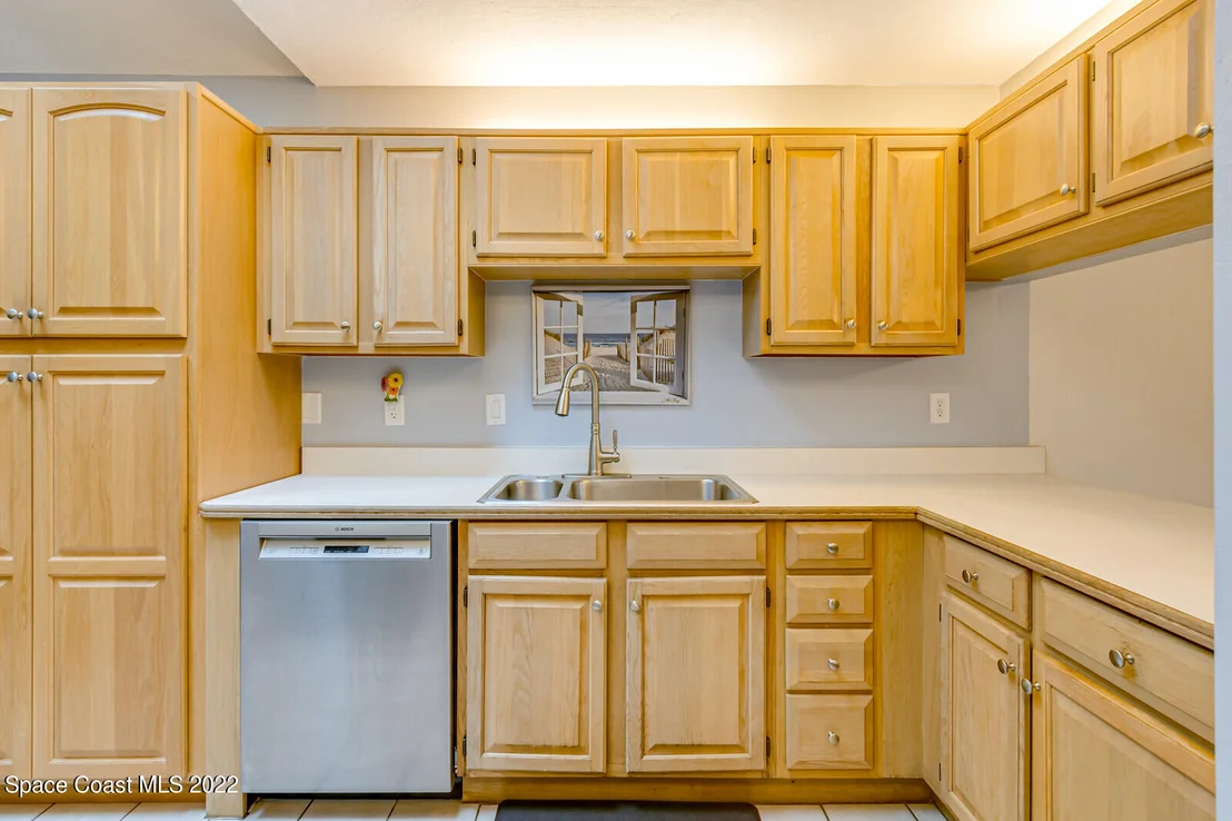Photo of 984 S Fork Circle
