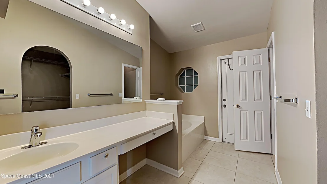 Photo of 2215 Spring Creek Circle