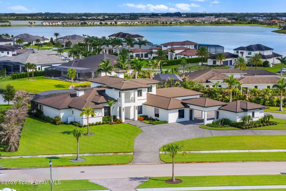Photo of 3618 Lake Adelaide Place
