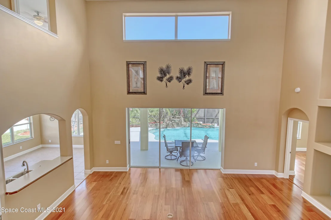 Photo of 3266 Peninsula Circle