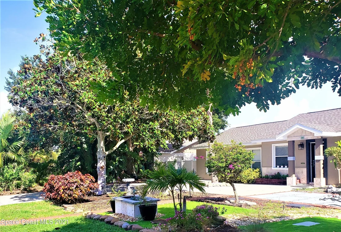 Photo of 546 Loveridge Drive