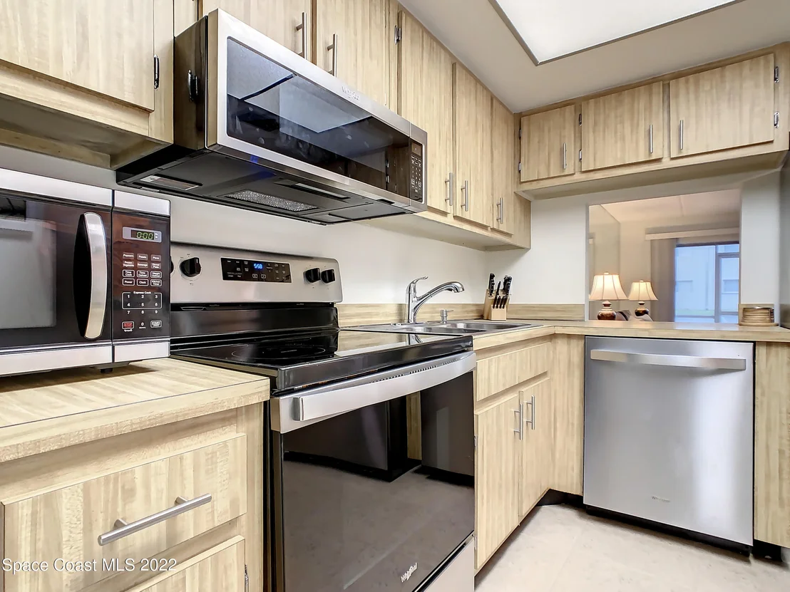 Photo of Unit 107 at 3025 Thrush Drive