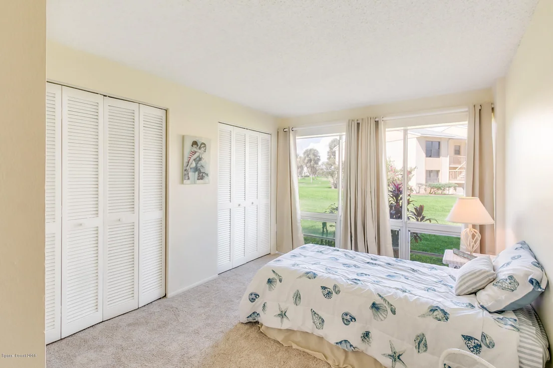 Photo of Unit 4 at 2500 Eagle Drive