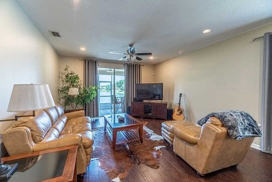 Photo of 851 Cressa Circle