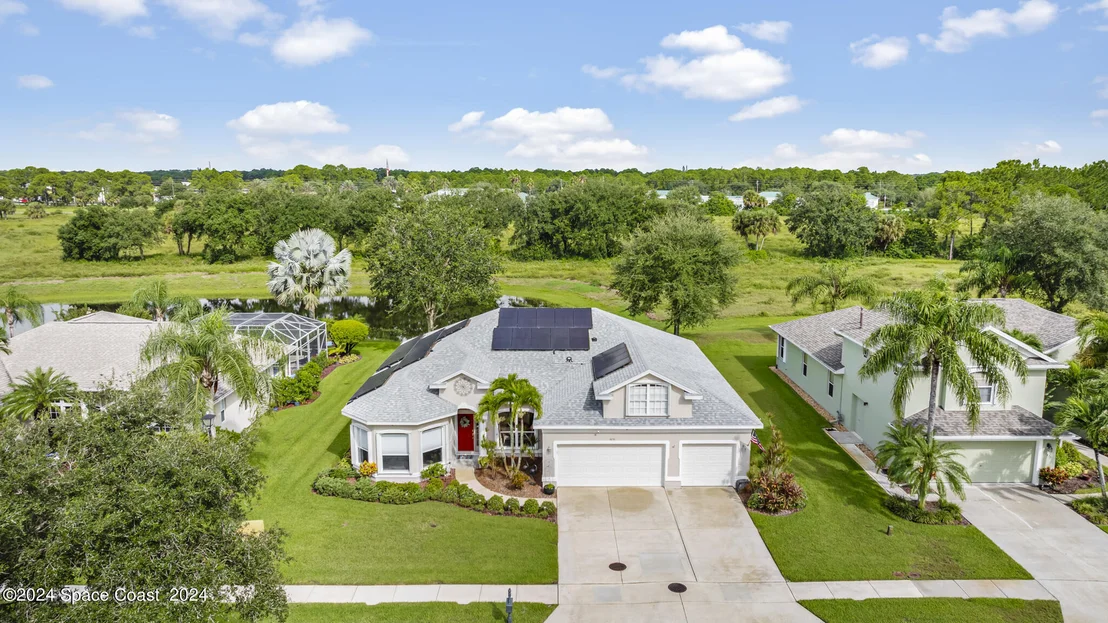 Photo of 1878 Windbrook Drive SE
