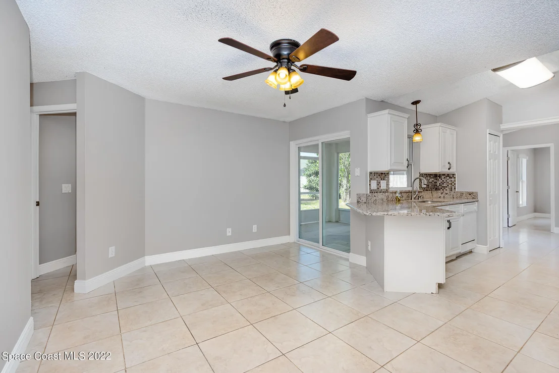 Photo of 5930 Deer Lane