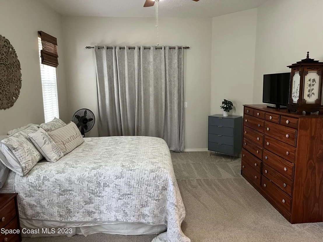 Photo of 1661 Whitman Drive