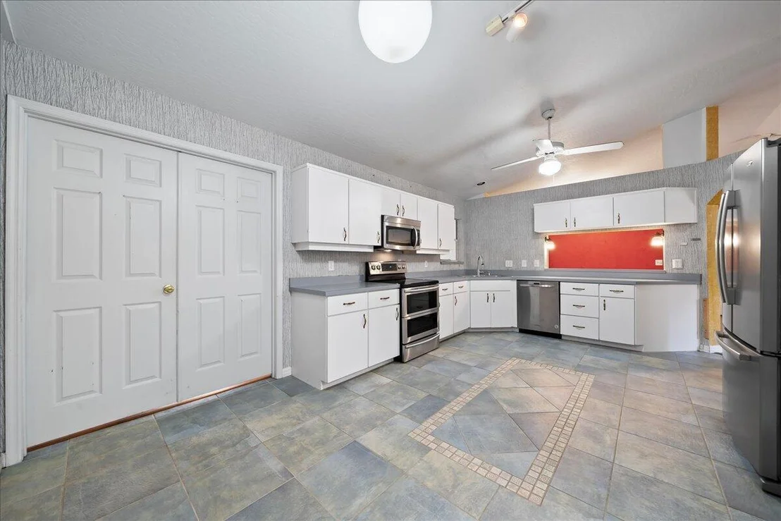 Photo of 2027 Mattison Drive NE