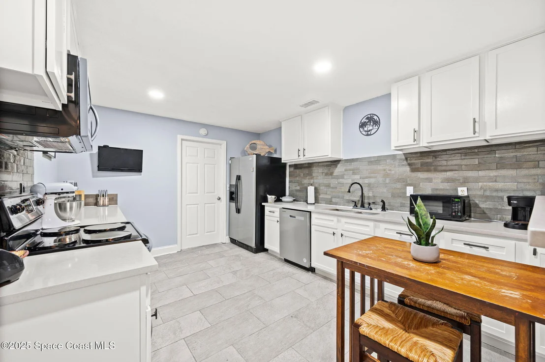 Photo of 6444 Pleasant Avenue