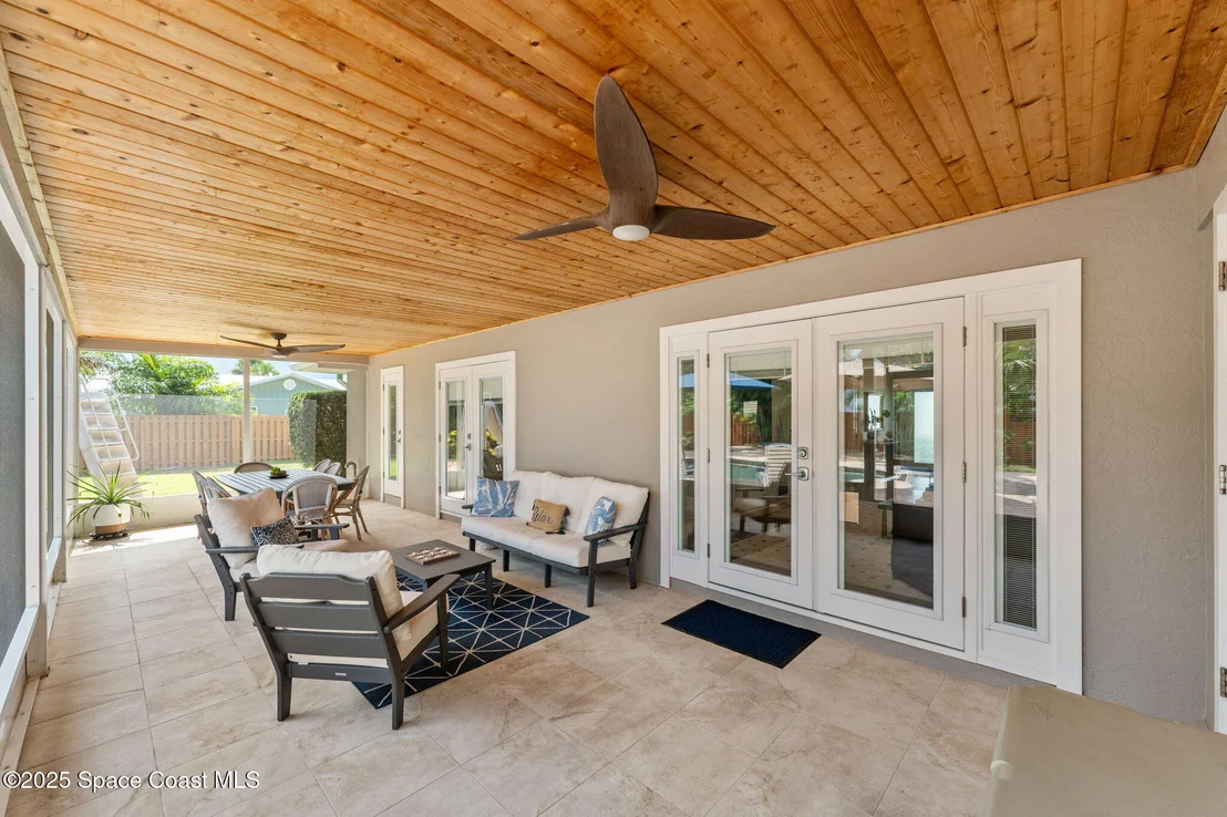 Photo of 565 Solitaire Palm Drive