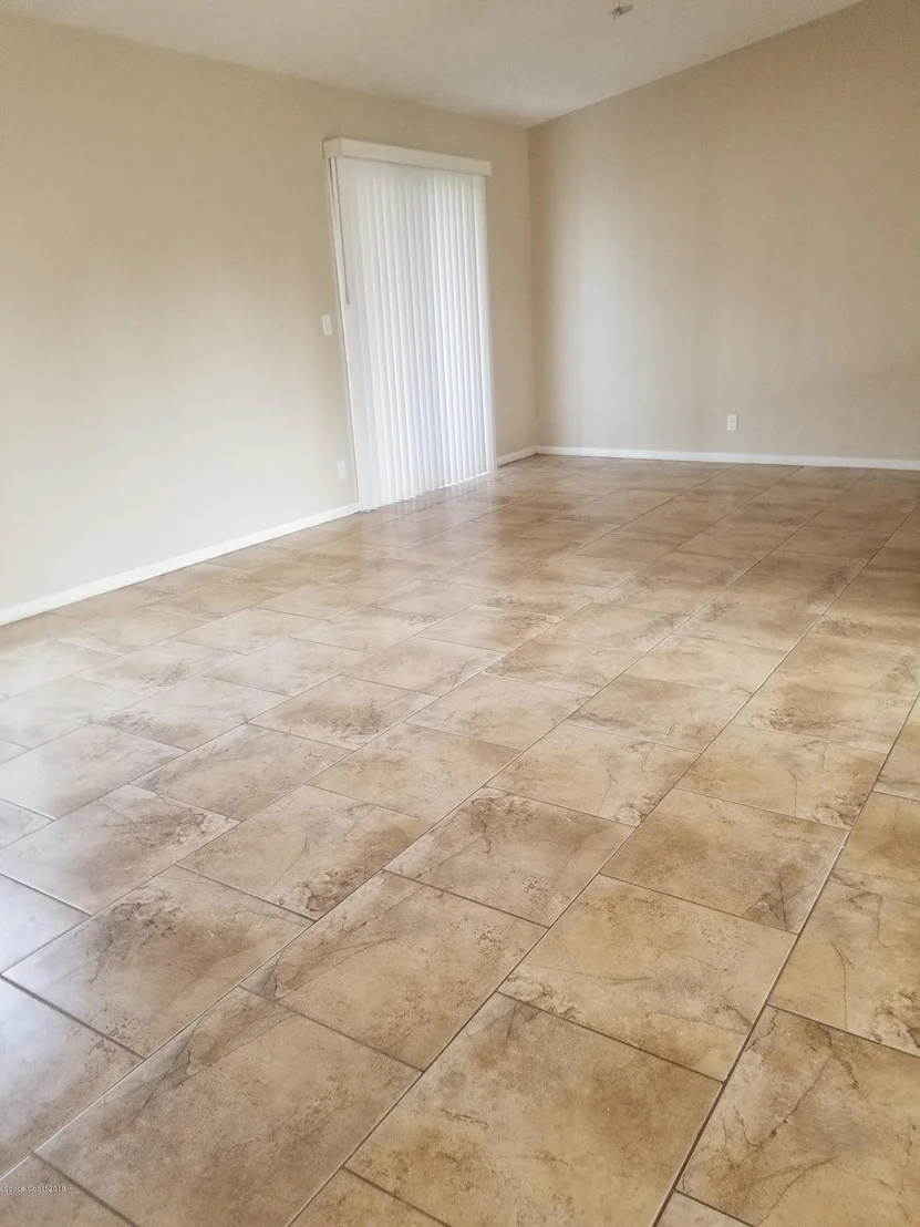 Photo of 824 Gardener Road