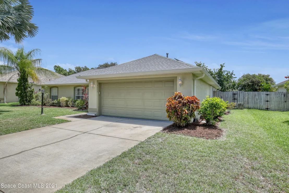 Photo of 3053 Forest Creek Drive