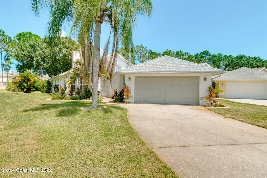 Photo of 3970 Saint Armens Circle