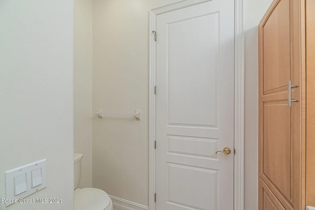 Photo of 8181 Compton Way