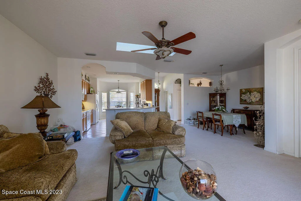Photo of 4540 Portage Trail