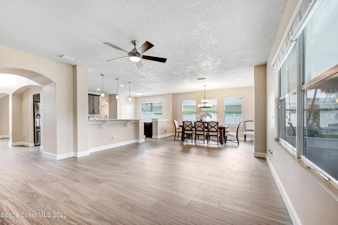 Photo of 3910 Waterford Drive