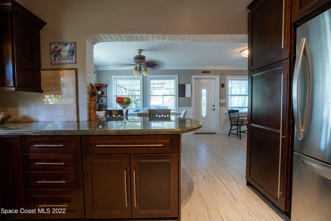 Photo of 230 Rita Boulevard