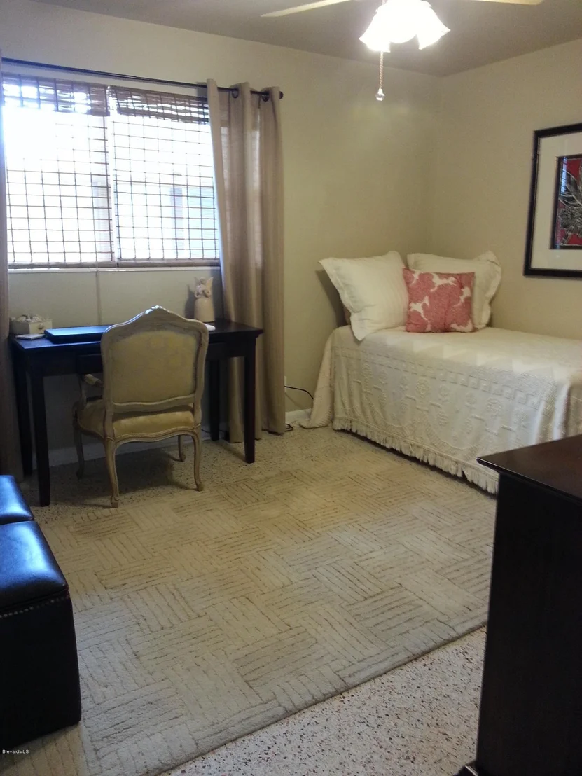 Photo of 667 Everglade Drive