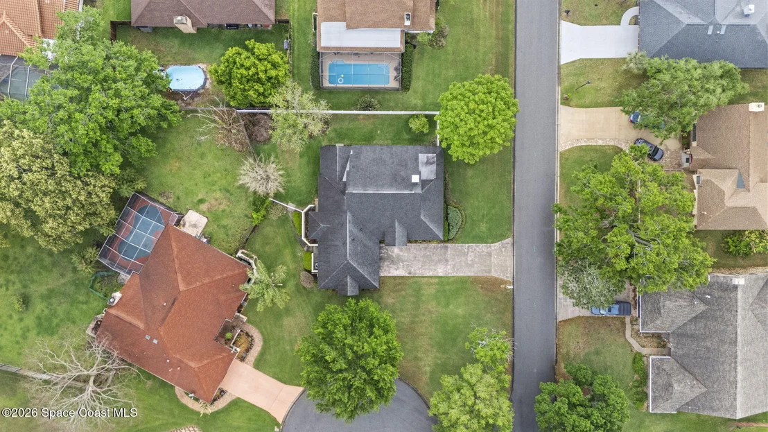 Photo of 432 Crystal Lake Drive