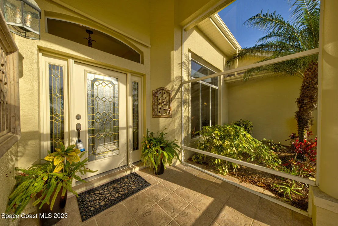 Photo of 2614 Canterbury Circle