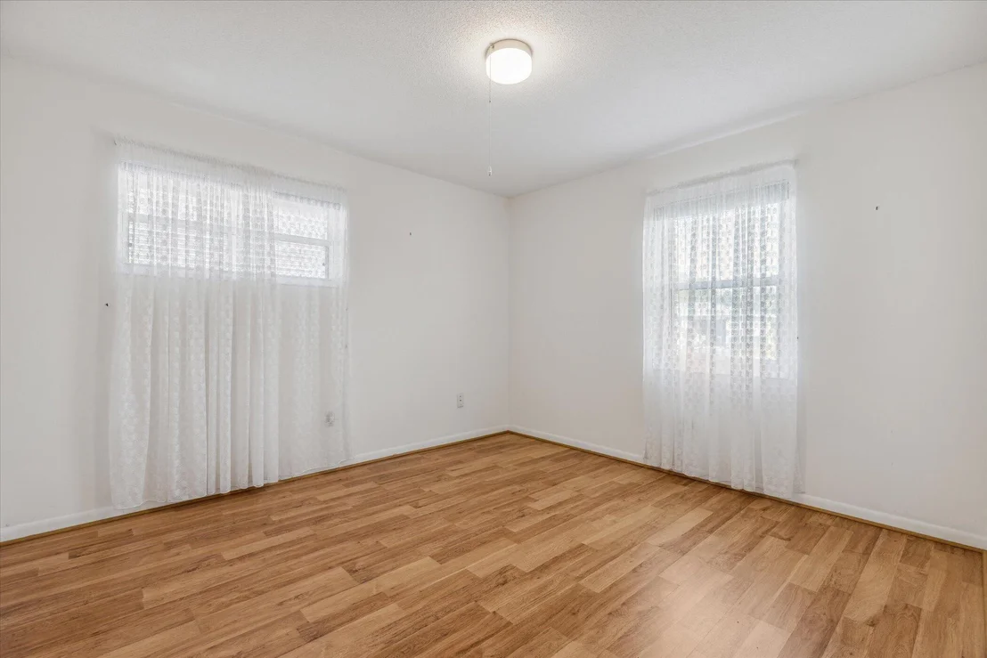 Photo of 2962 Chipper Drive NE