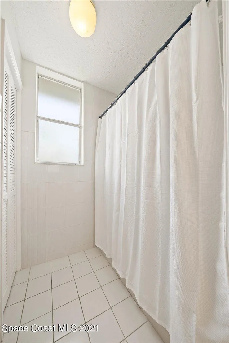 Photo of 680 Falcon Drive