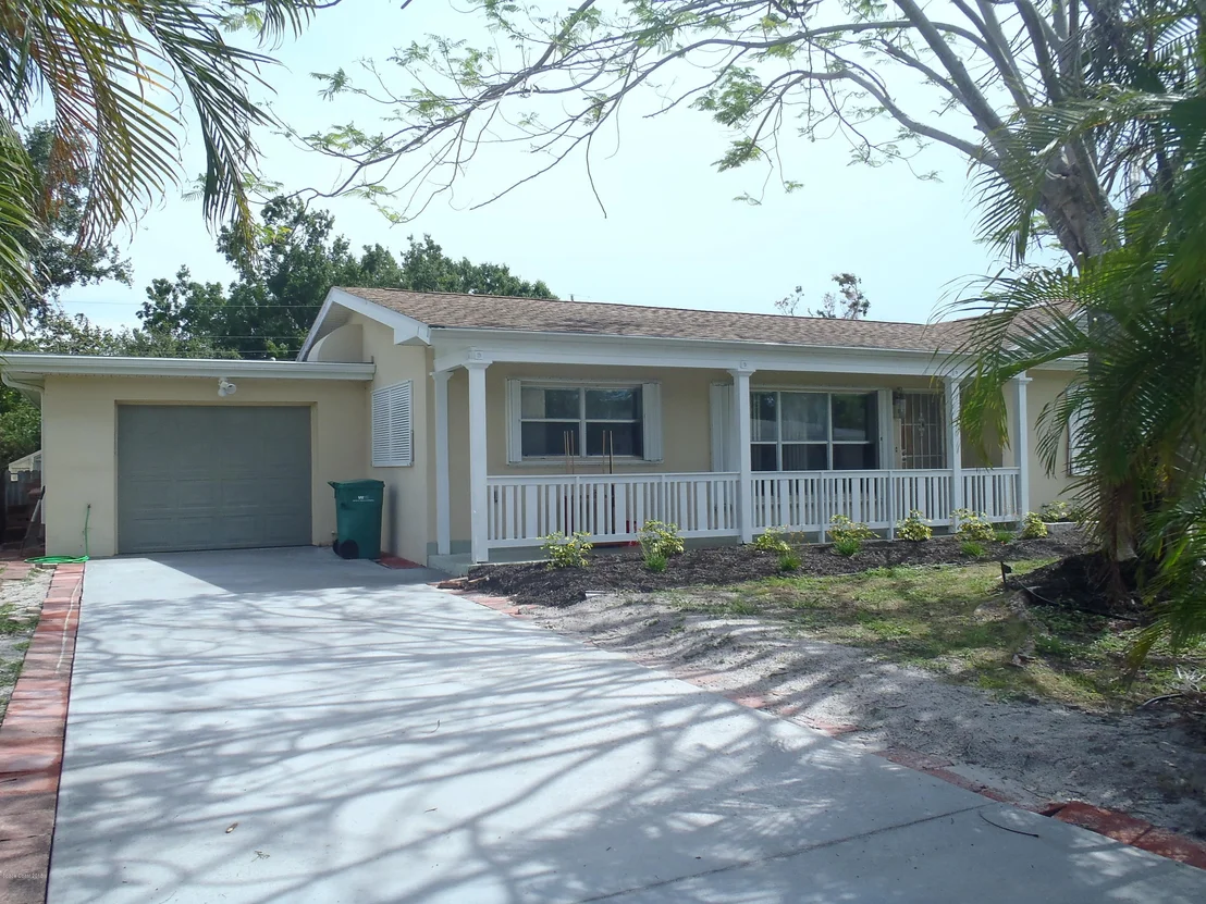 Photo of 310 Bunker Street