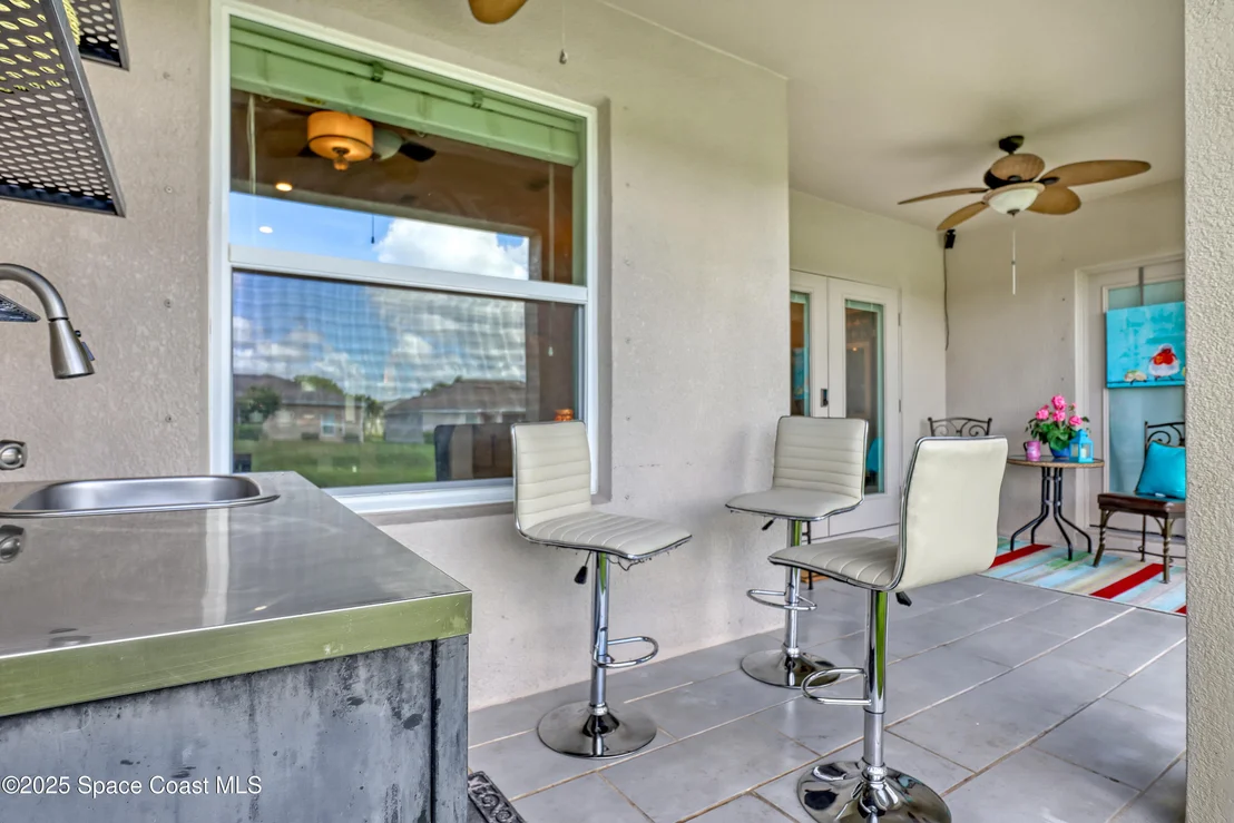 Photo of 1121 Morgan Circle NE
