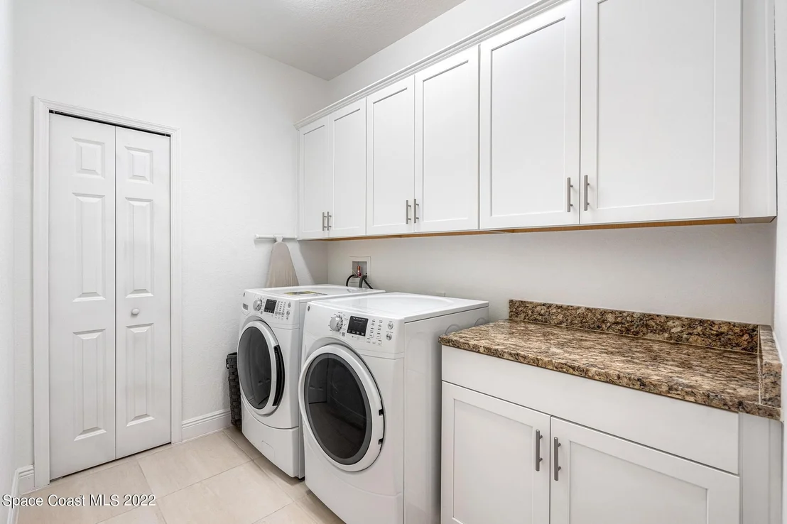 Photo of 1645 Willows Square