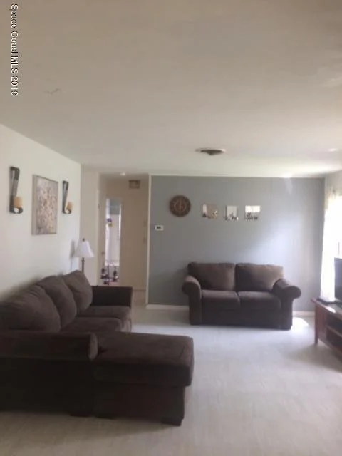 Photo of 1275 Estridge Drive