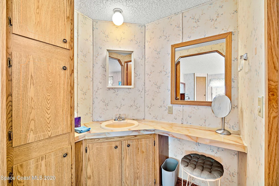 Photo of 620 Camp Road